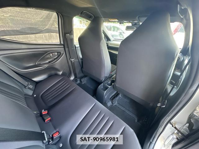 Toyota YARIS 2021-05 7808957-13