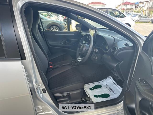 Toyota YARIS 2021-05 7808957-8