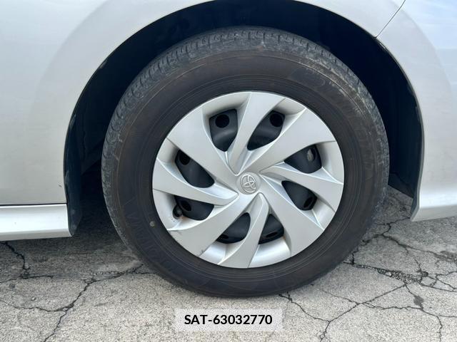 Toyota YARIS 2021-06 7809030-11