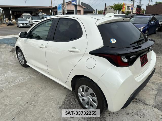 Toyota YARIS 2021-04 7809046-16