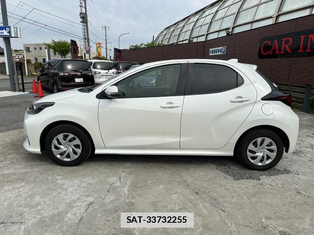 Toyota YARIS 2021-04 7809046-17