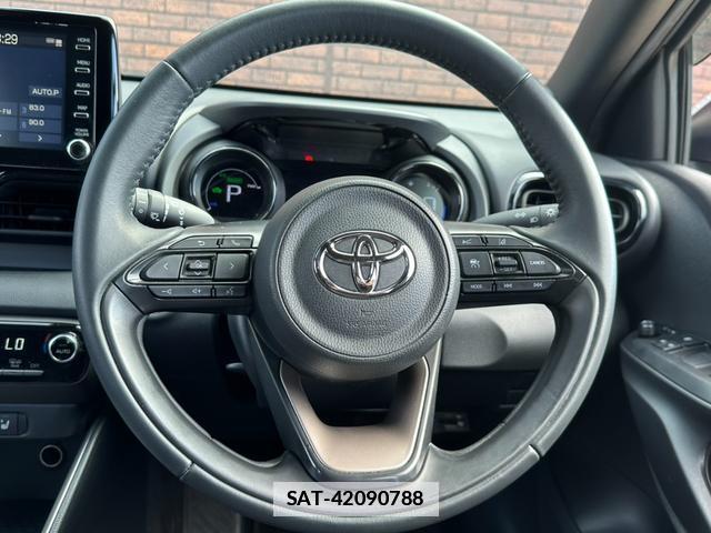 Toyota YARIS 2021-03 7809068-2