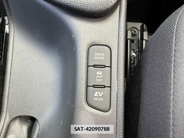 Toyota YARIS 2021-03 7809068-3