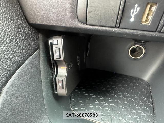 Toyota YARIS 2022-07 7809069-10