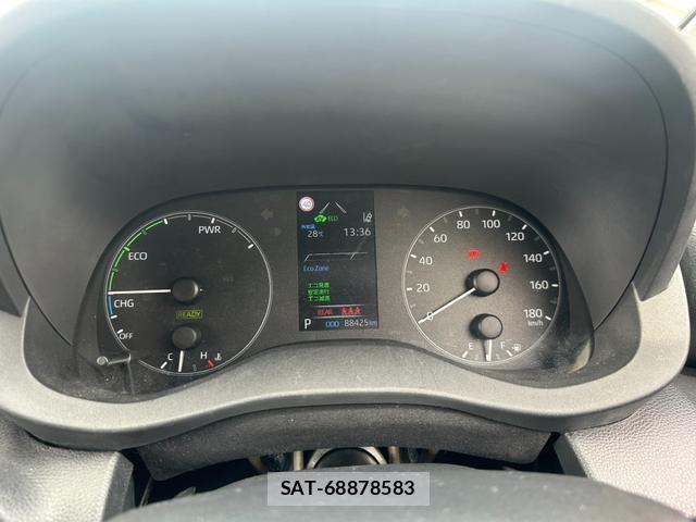 Toyota YARIS 2022-07 7809069-5