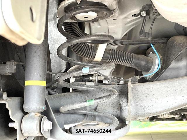 Toyota YARIS 2023-05 7809108-19