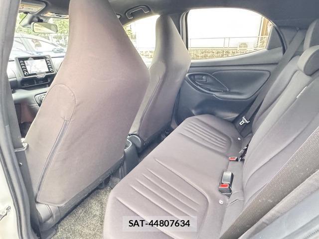 Toyota YARIS 2021-07 7809245-3