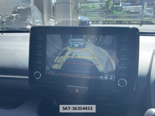 Toyota YARIS 2021-08 7809563-7