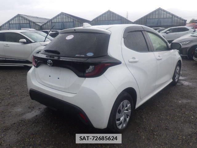 Toyota YARIS 2021-04 7810271-1