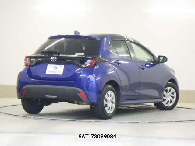Toyota YARIS 2021-05 7810857-1