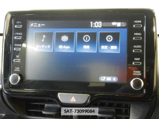 Toyota YARIS 2021-05 7810857-11