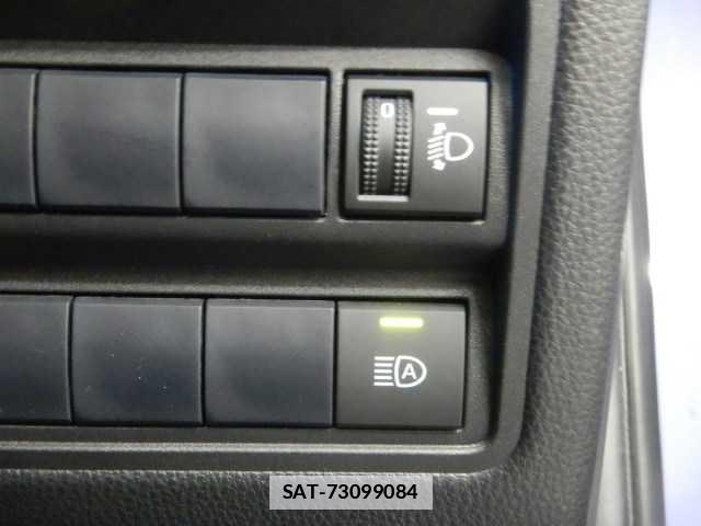 Toyota YARIS 2021-05 7810857-5