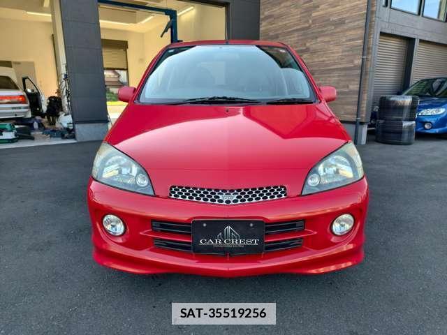Daihatsu YRV 2002-12 7808453-1