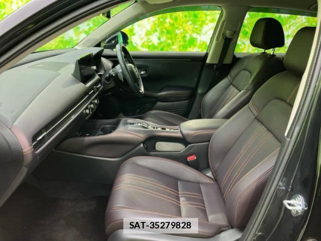 Honda ZR-V 2023-11 7802603-5