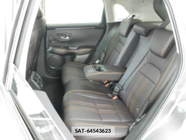 Honda ZR-V 2023-11 7810790-17