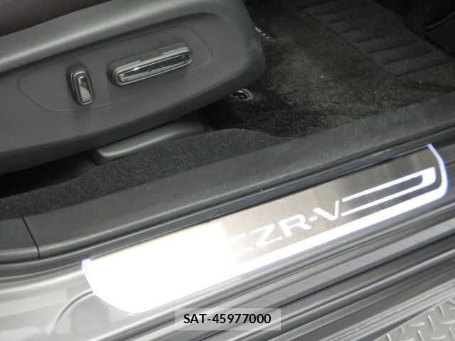 Honda ZR-V 2023-04 7810820-12