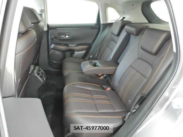 Honda ZR-V 2023-04 7810820-17