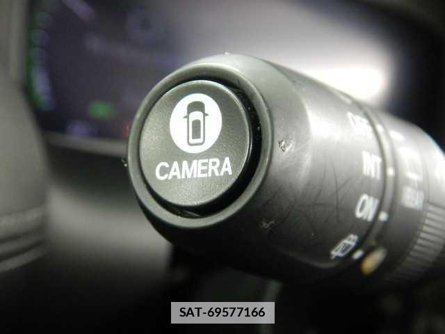 Honda ZR-V 2023-08 7810888-10