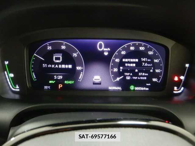 Honda ZR-V 2023-08 7810888-11