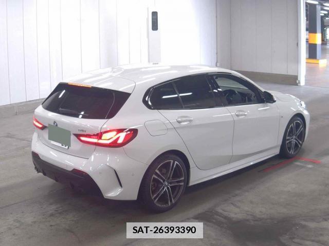 Bmw 1 SERIES 2022-06 7811360-4