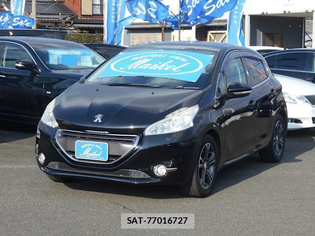 Peugeot 208 2014-02 7812041-12