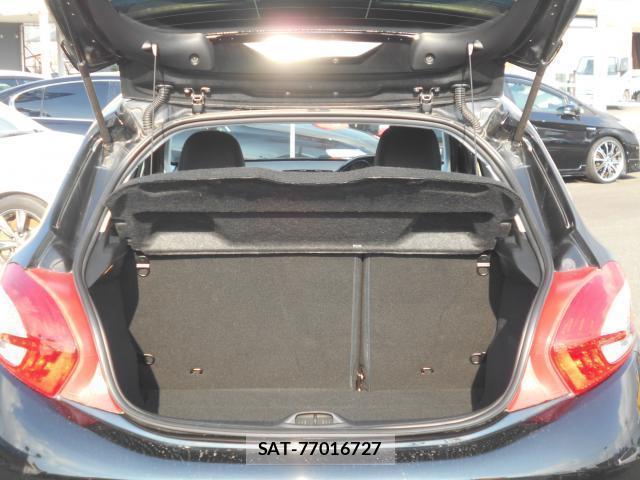 Peugeot 208 2014-02 7812041-18