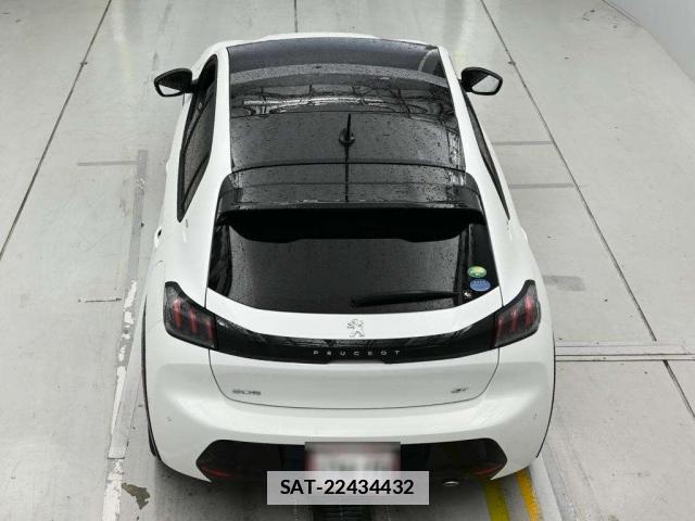 Peugeot 208 2021-12 7815038-10