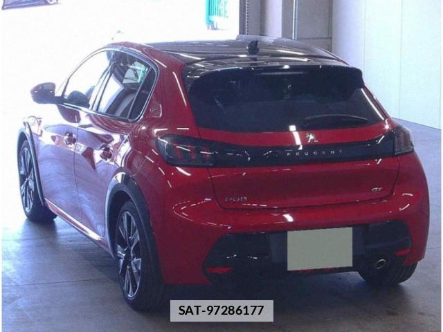 Peugeot 208 2022-03 7816435-1