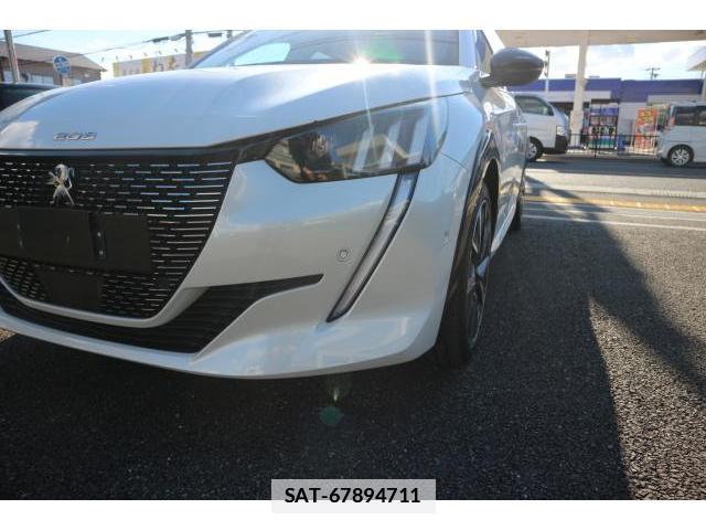 Peugeot 208 2020-10 7817193-12