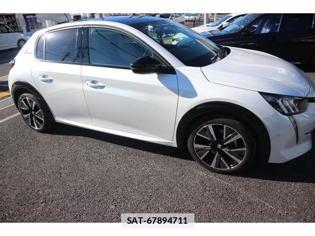 Peugeot 208 2020-10 7817193-3