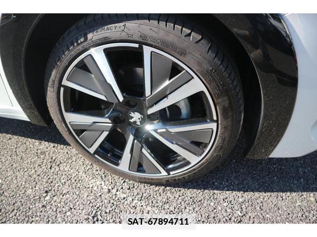 Peugeot 208 2020-10 7817193-8