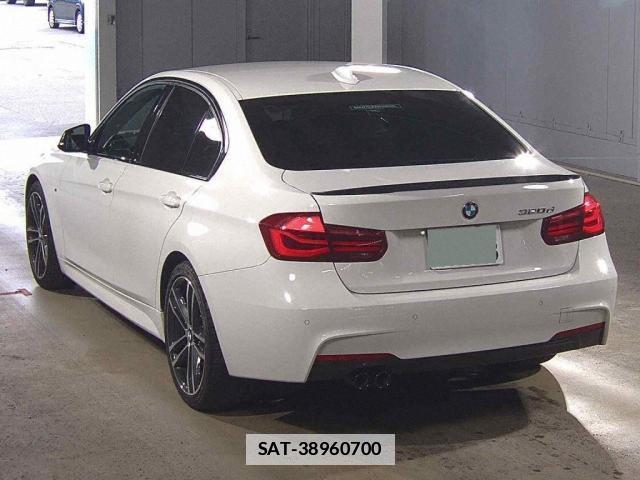 Bmw 3 SERIES 2018-03 7811401-1