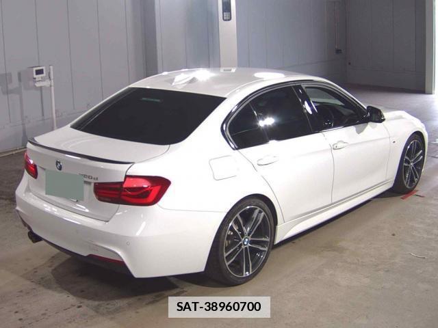 Bmw 3 SERIES 2018-03 7811401-4