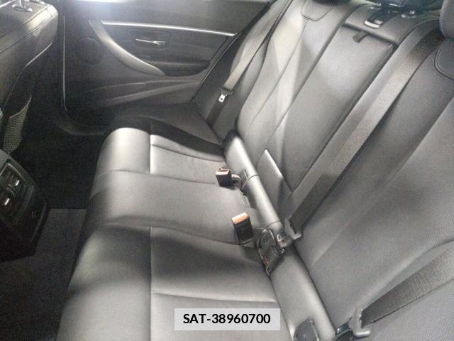 Bmw 3 SERIES 2018-03 7811401-5