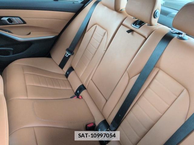 Bmw 3 SERIES 2021-04 7816625-3