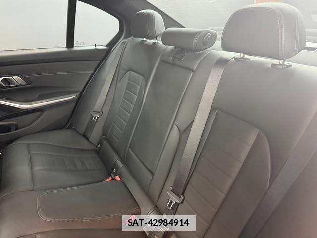 Bmw 3 SERIES 2019-04 7816872-15