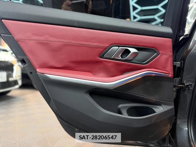 Bmw 3 SERIES 2019-06 7816882-13