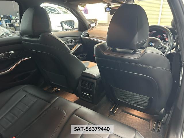 Bmw 3 SERIES 2019-05 7816884-1
