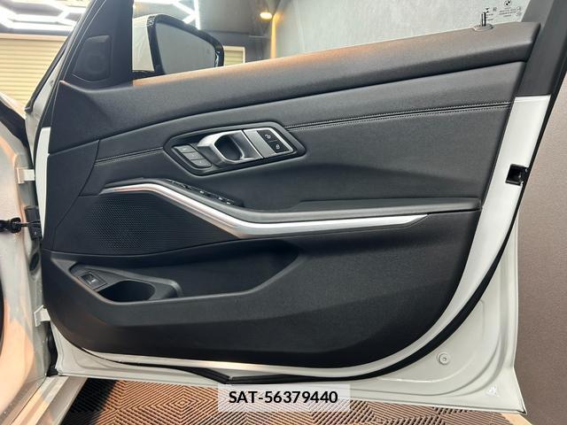 Bmw 3 SERIES 2019-05 7816884-3