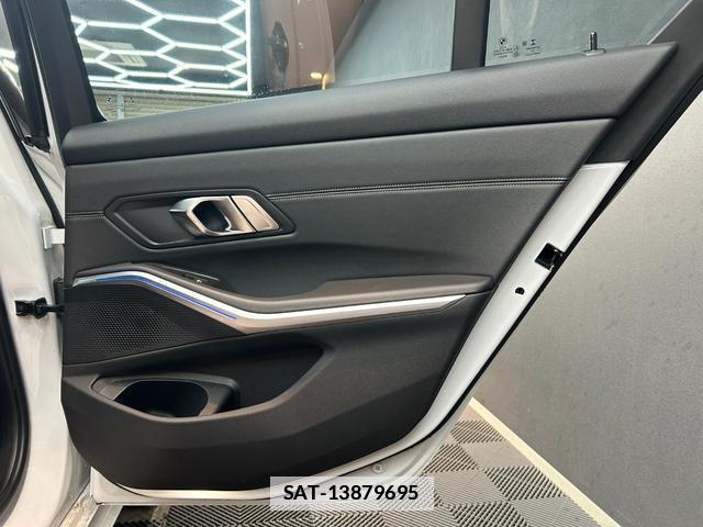 Bmw 3 SERIES 2019-08 7816900-3