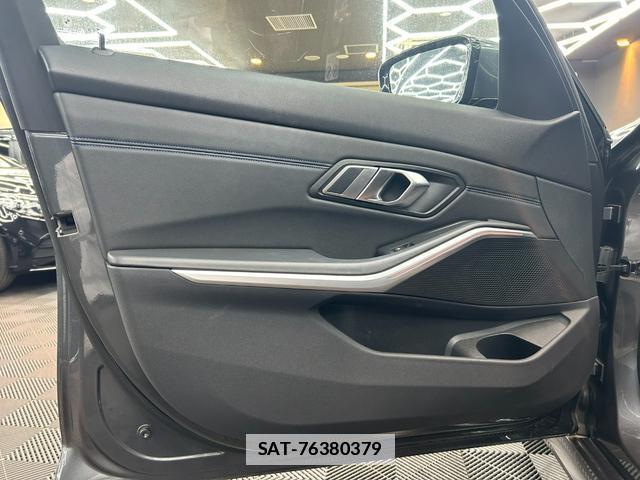 Bmw 3 SERIES 2019-06 7816917-13