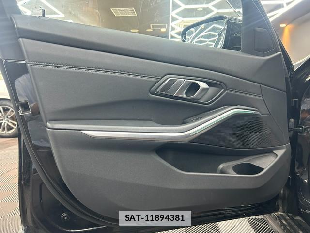 Bmw 3 SERIES 2021-12 7816921-12