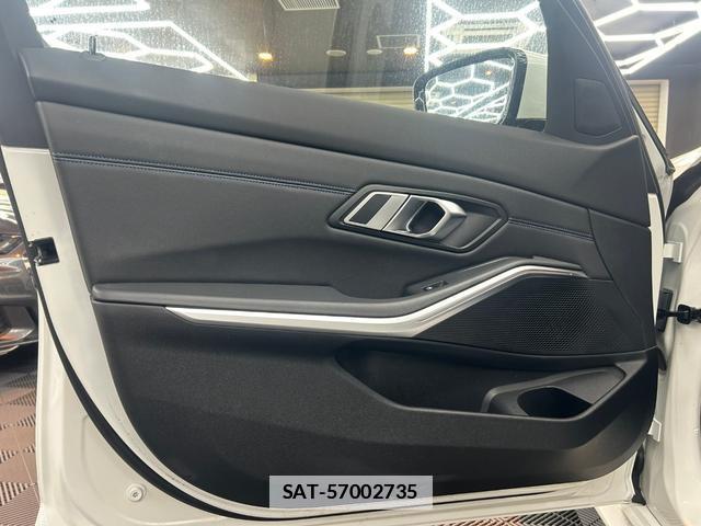 Bmw 3 SERIES 2023-03 7816931-12