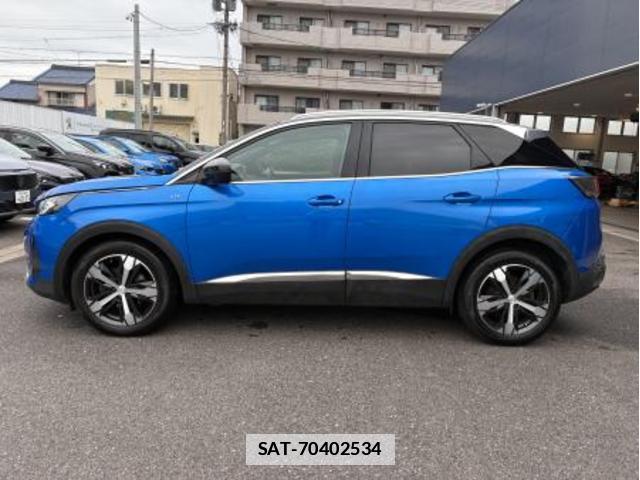 Peugeot 3008 2021-08 7811954-1