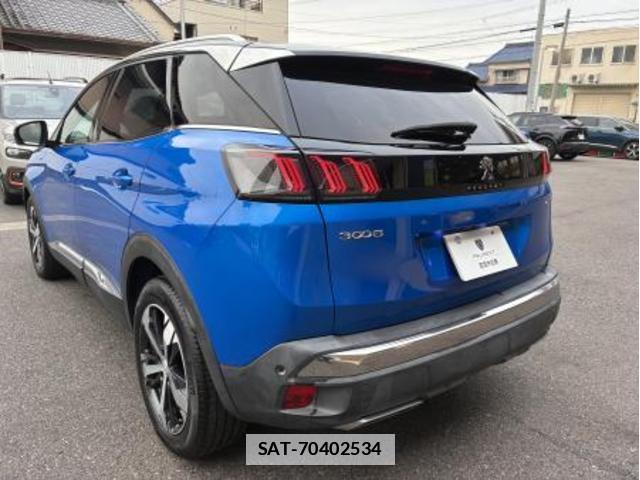 Peugeot 3008 2021-08 7811954-2