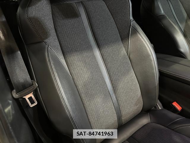 Peugeot 3008 2019-12 7814136-19