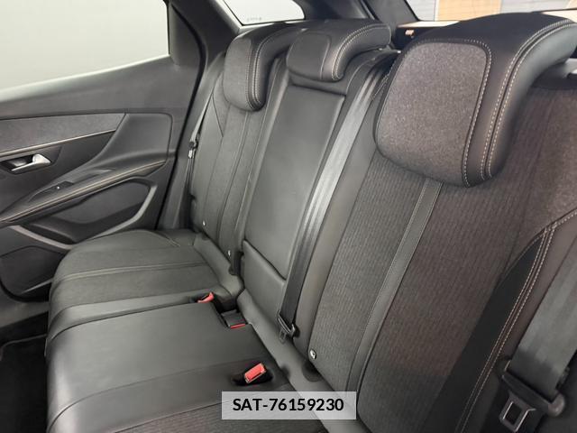 Peugeot 3008 2020-03 7816887-1