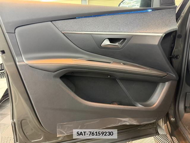 Peugeot 3008 2020-03 7816887-12