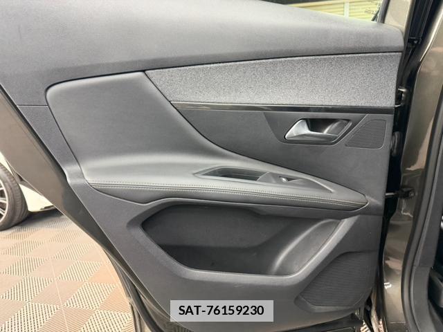 Peugeot 3008 2020-03 7816887-15