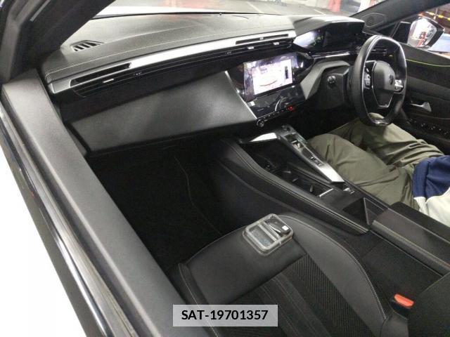 Peugeot 308 2022-12 7811450-2